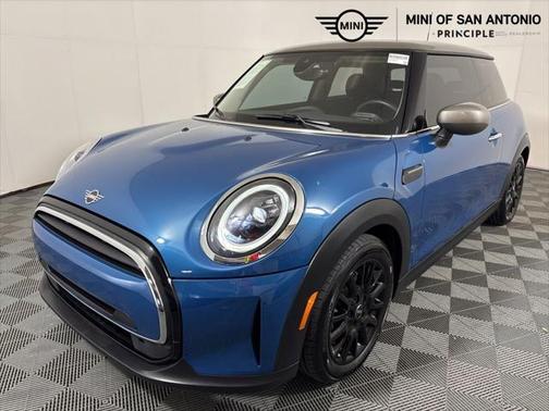 2024 MINI Hardtop Cooper