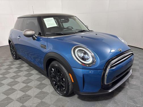 2024 MINI Hardtop Cooper