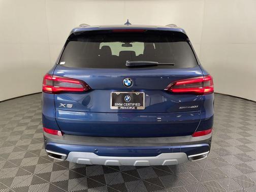 2023 BMW X5 sDrive40i