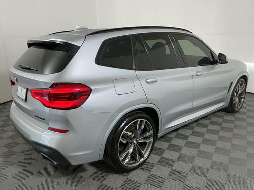 2021 BMW X3 M40i