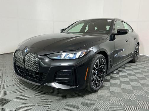 Black Sapphire Metallic 2026 BMW i4 Gran Coupe eDrive40