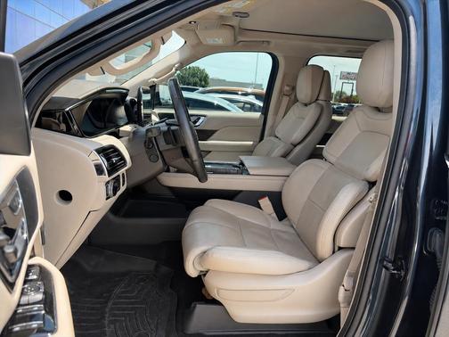 Flight Blue 2021 Lincoln Navigator Reserve