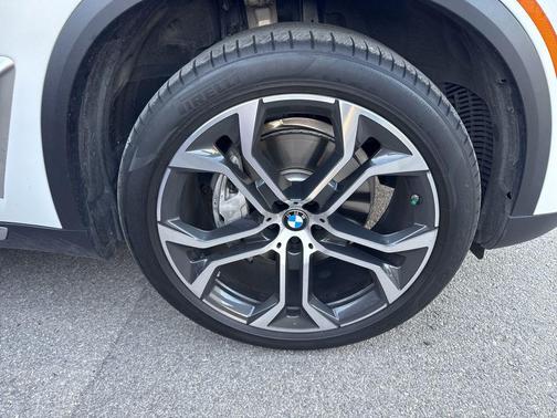 2025 BMW X5 sDrive40i