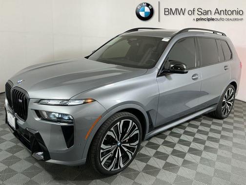 2024 BMW X7 M60i