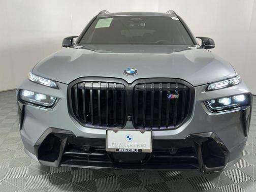 2024 BMW X7 M60i