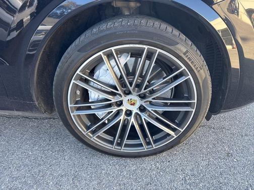 2020 Porsche Cayenne Turbo