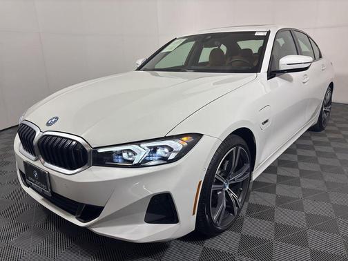 2023 BMW 330e Base