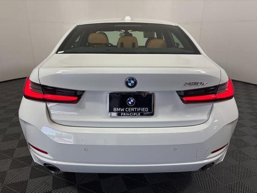2023 BMW 330e Base