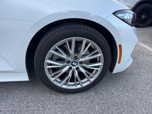 2023 BMW 330 330i