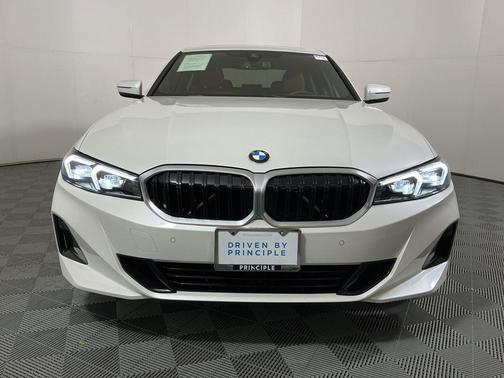 Mineral White Metallic 2023 BMW 330 330i