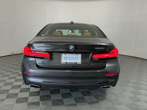 2023 BMW 530 i
