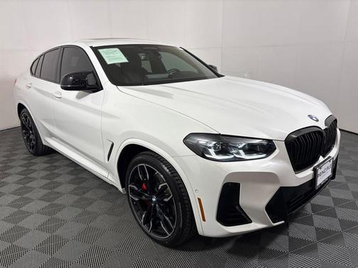 Alpine White 2023 BMW X4 M40i