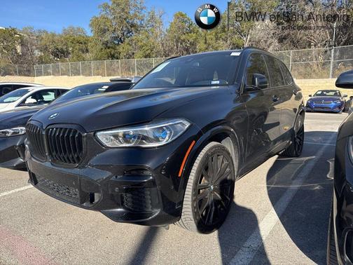 2022 BMW X5 M50i