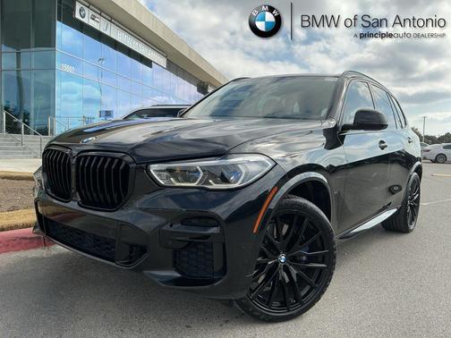 2022 BMW X5 M50i