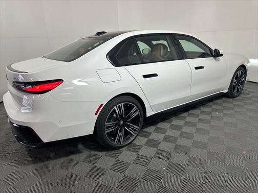 2024 BMW i7 eDrive50