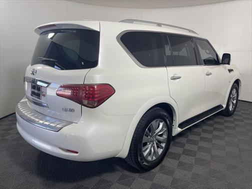 2017 INFINITI QX80 Base