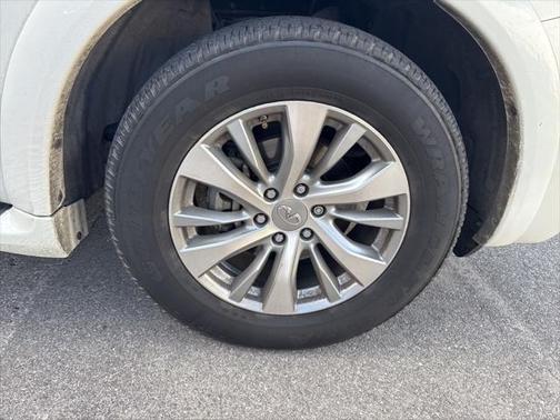 2017 INFINITI QX80 Base