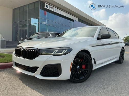 Alpine White 2022 BMW 530 i