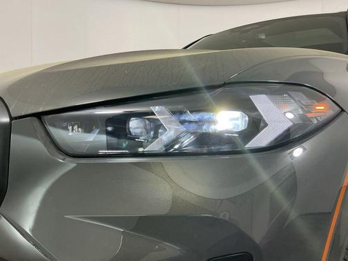 Dravit Grey Metallic 2026 BMW X5 xDrive40i