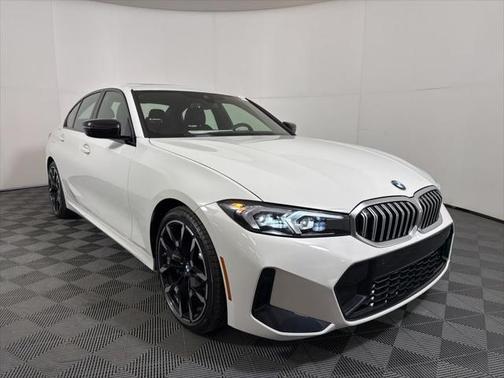 2025 BMW 330 i xDrive