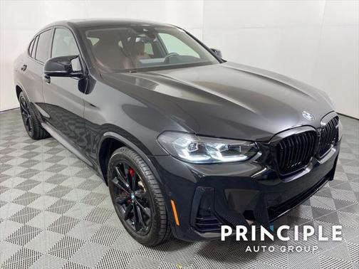 Black Sapphire Metallic 2024 BMW X4 M40i