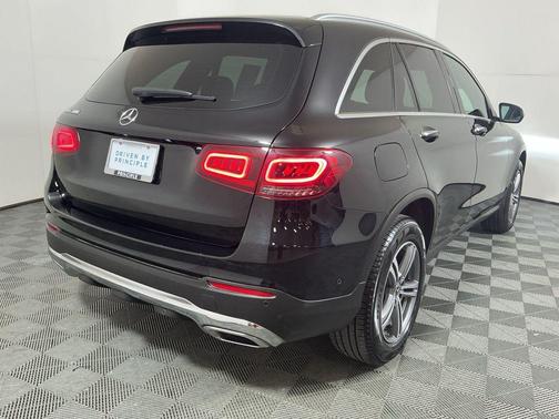 2022 Mercedes-Benz GLC 300 Base