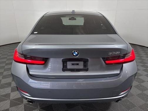 2024 BMW 330 i