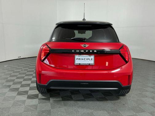 Chili Red 2025 MINI Hardtop Cooper