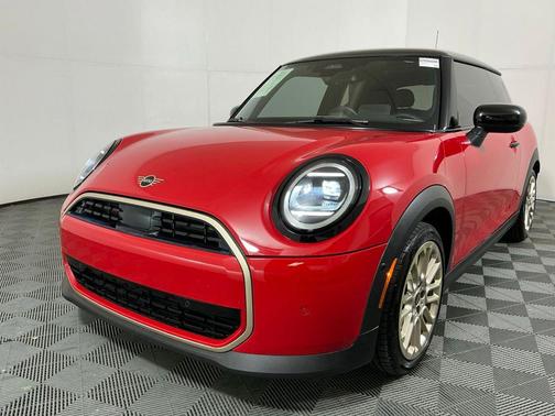 Chili Red 2025 MINI Hardtop Cooper