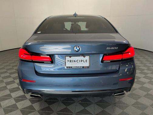 Arctic Race Blue Metallic 2023 BMW 540 i