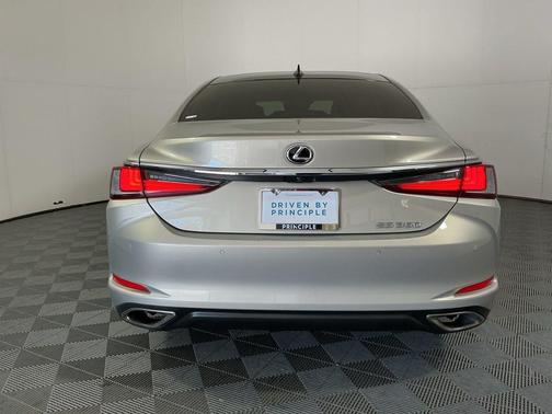 Moonbeam Beige Metallic 2019 Lexus ES 350 Luxury