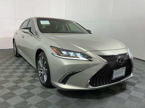 Moonbeam Beige Metallic 2019 Lexus ES 350 Luxury