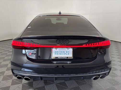 2022 Audi S7 Prestige TFSI quattro Tiptronic