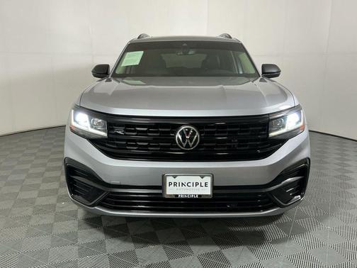 Pyrite Silver Metallic 2022 Volkswagen Atlas 3.6L SEL