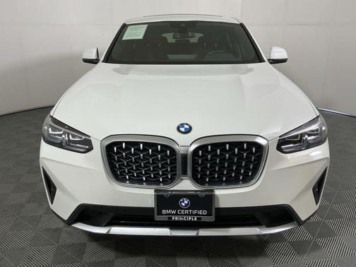 2023 BMW X4 xDrive30i