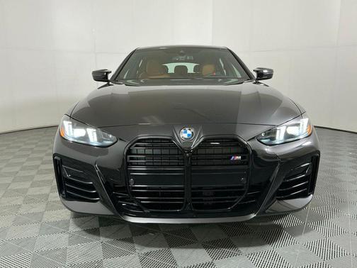 Black Sapphire Metallic 2026 BMW M440 i
