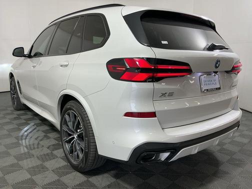 2026 BMW X5 PHEV xDrive50e