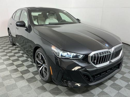 2026 BMW 530 i