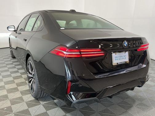 2026 BMW 530 i