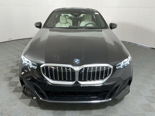 2026 BMW 530 i
