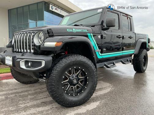 Black Clearcoat 2020 Jeep Gladiator Overland