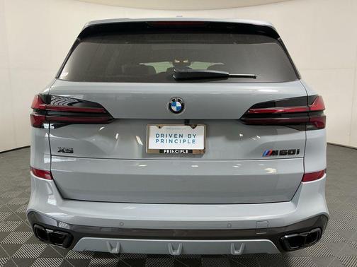 2026 BMW X5 M60i