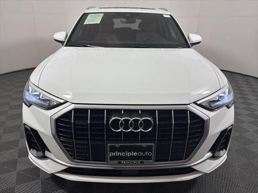 2021 Audi Q3 45 S line Premium
