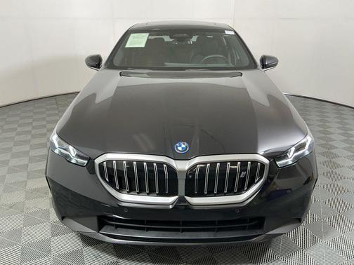 2024 BMW i5 eDrive40