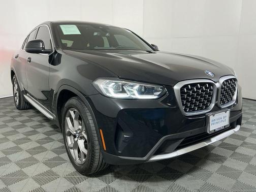 2023 BMW X4 xDrive30i