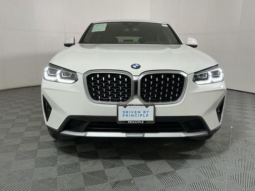 Alpine White 2023 BMW X4 xDrive30i