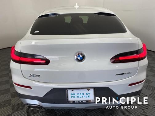 Alpine White 2023 BMW X4 xDrive30i