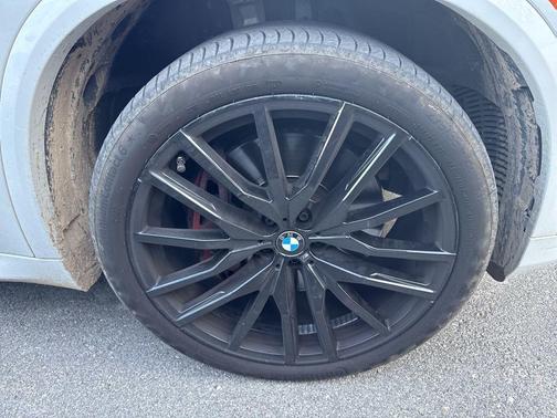 2023 BMW X5 M50i