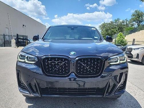 Carbon Black Metallic 2024 BMW X4 xDrive30i