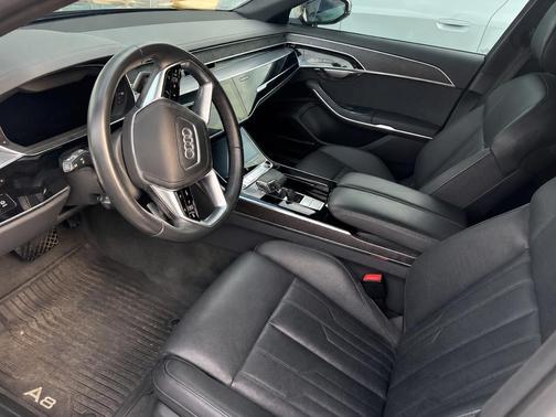 Vesuvius Gray Metallic 2022 Audi A8 L 55 TFSI quattro Tiptronic